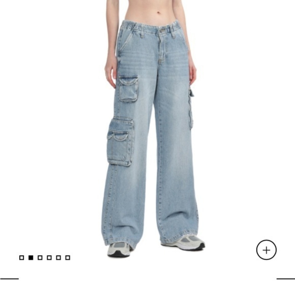 BDG URBAN OUTFITTER Light Blue Flare & Wide Leg Jeans, pre loved, size29x32L